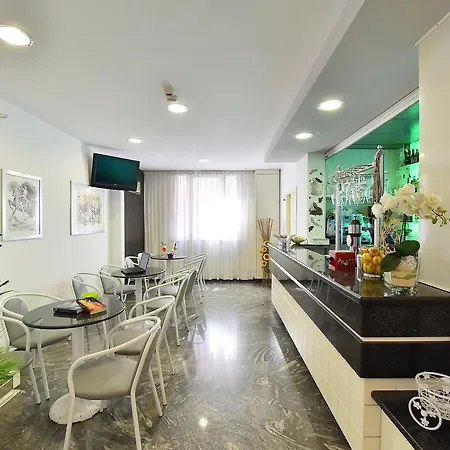 Della Motta 3* Bellaria-Igea Marina