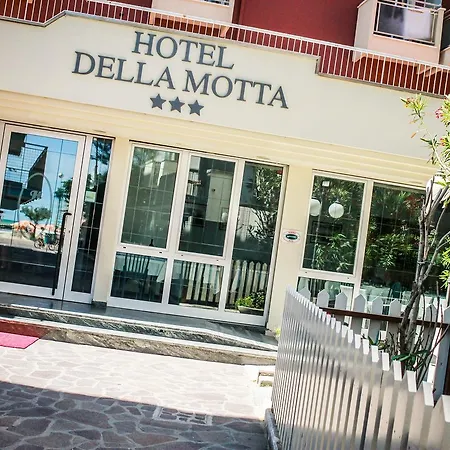 Hotel Della Motta 3*